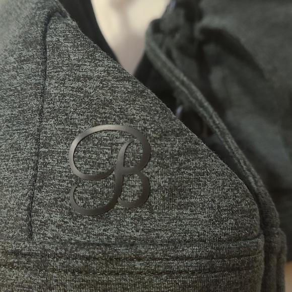 Bombshell Sportswear set - Picture 11 of 11